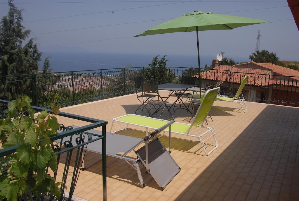 B&B Villa Zia Febronia パッティ エクステリア 写真